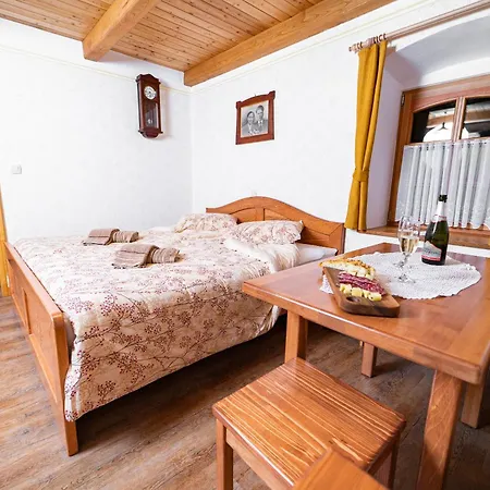 Affittacamere Mocivnik 3*