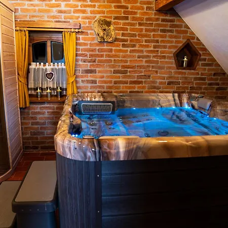 Mocivnik 3* Okroglice