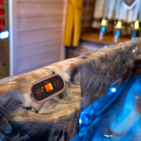 Mocivnik 3* Okroglice