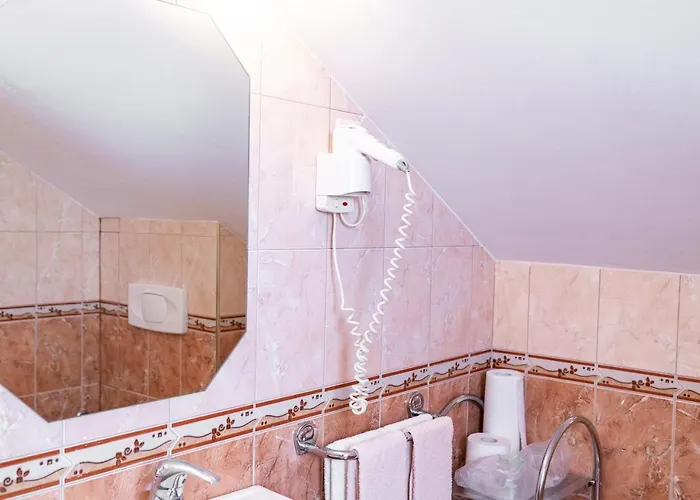 Πανσιόν Mocivnik