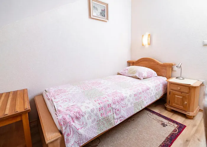 Mocivnik 3* Okroglice